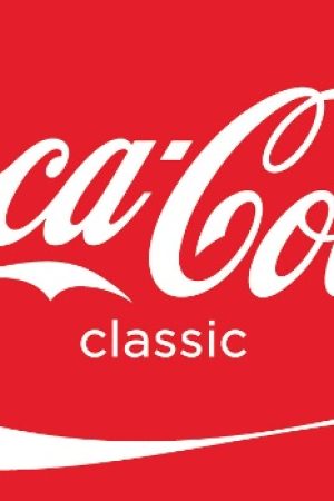 Coca-Cola con gas, clásica y refrescante.